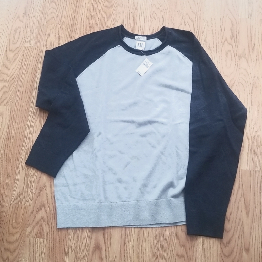 Gap mens long sleeved sweater XL